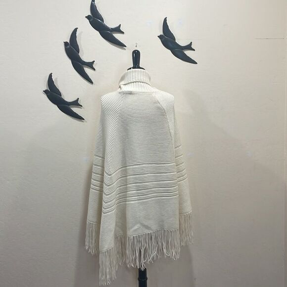 Banana Republic Womens Merino Wool Turtleneck Fringe Poncho Sweater Cream - M/L - Picture 5 of 14